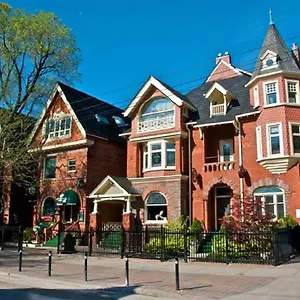 Madison Manor B&b&pub Hotel Toronto